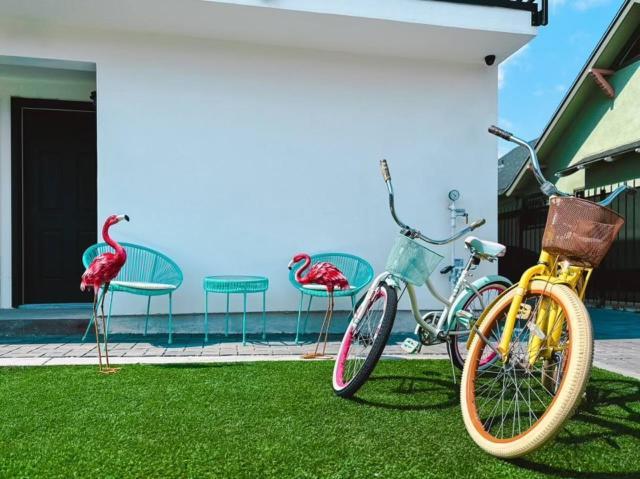 The Dacha Hostel Los Angeles Exterior photo